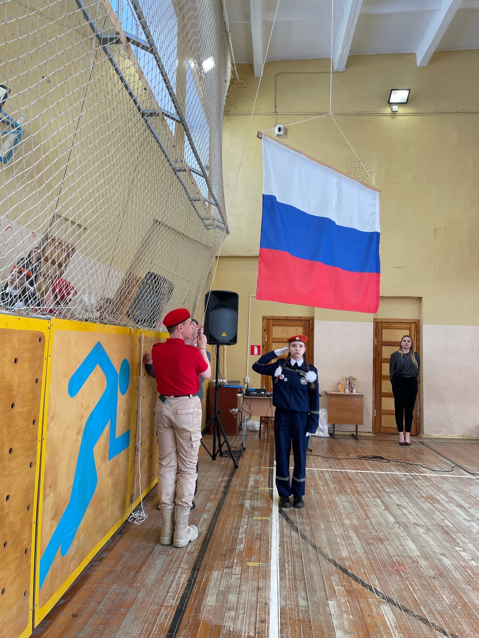 Спикер Городского Совета депутатов Виктор Дмитриевский принял участие в  открытии военно-спортивной игры «Зарничка» | 14.04.2023 | Новодвинск -  БезФормата